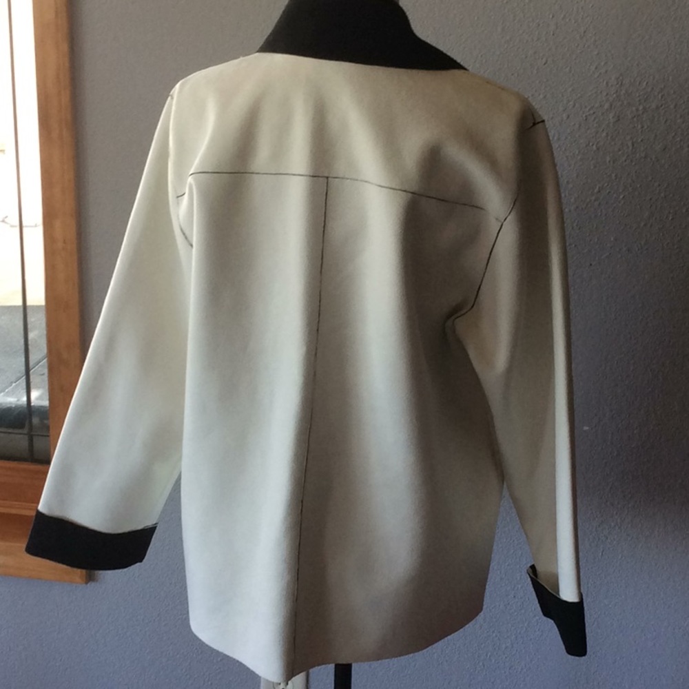 Jacket - Picture 3 of 3